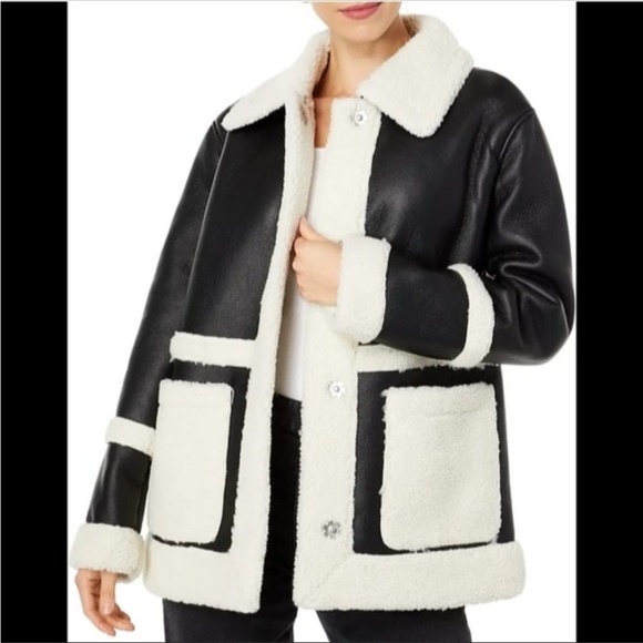 Avec Les Filles Darylane Shearling
Coat - Picture 4 of 5